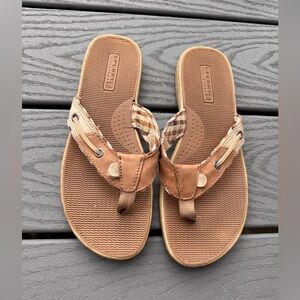 Sperry Brown Leather-Trim Flip Flop Sandals. 7 1/2